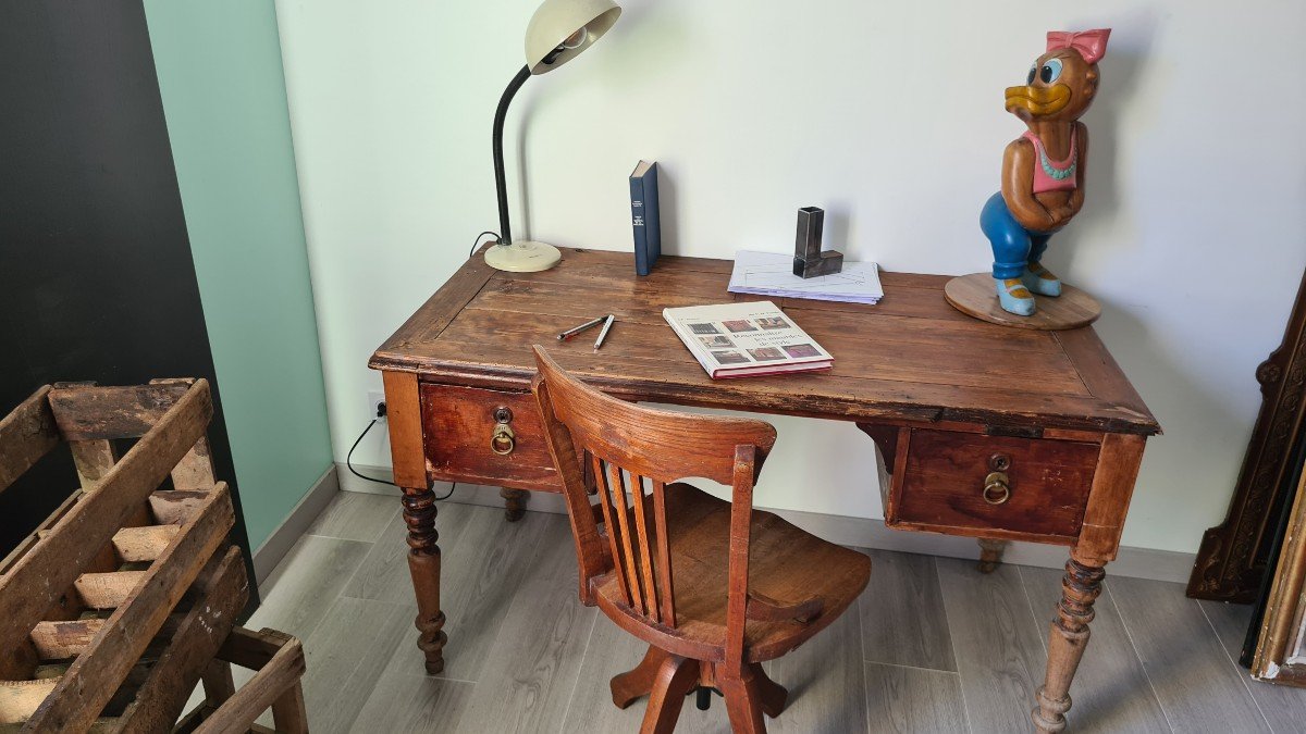 Nineteenth Century Solid Oak Desk-photo-4