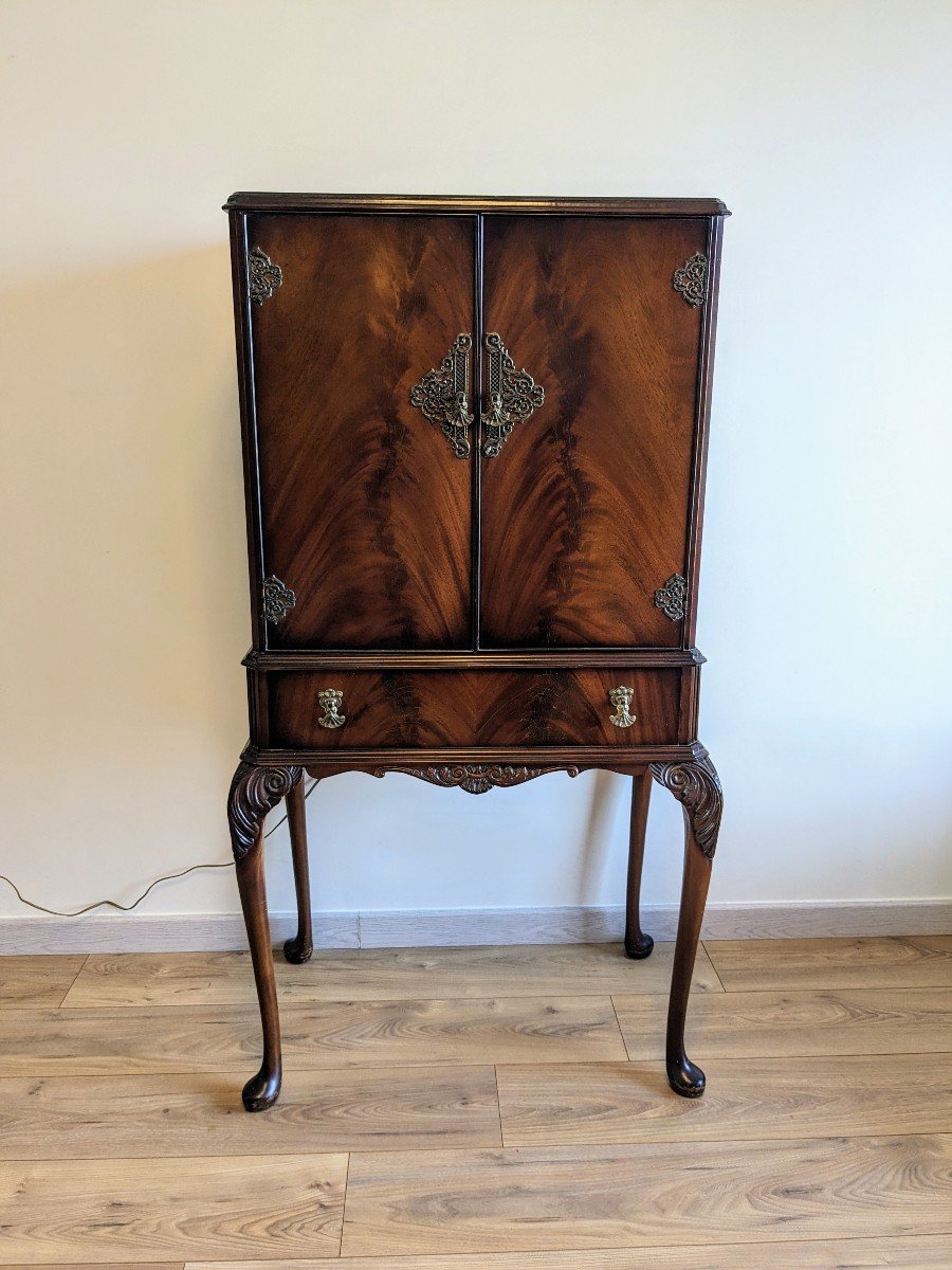 English Chippendale Style Cabinet In Solid Mahogany By Burton Reproductions Limited-photo-2