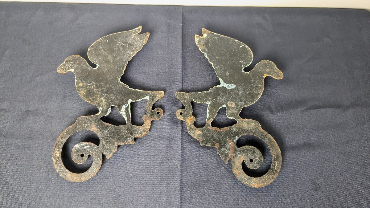 Pair Of Cast Iron Architectural Ornaments Decorated With Stylized Birds-photo-6