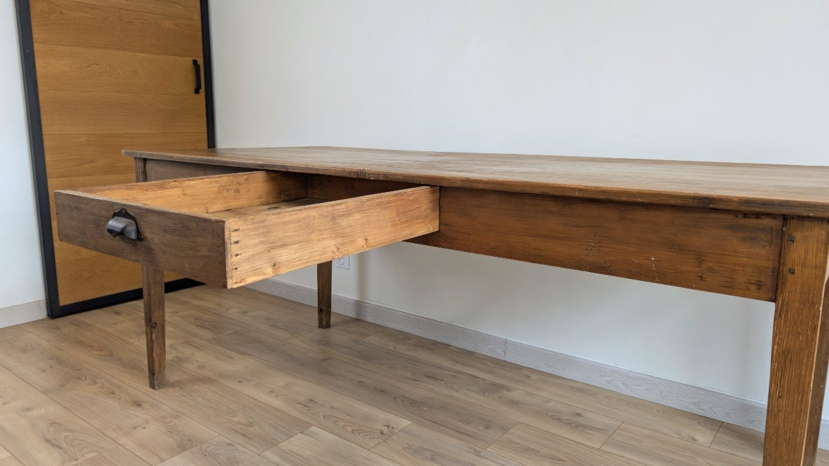 Rustic Farmhouse Table - Poplar Wood, Center Drawer-photo-2
