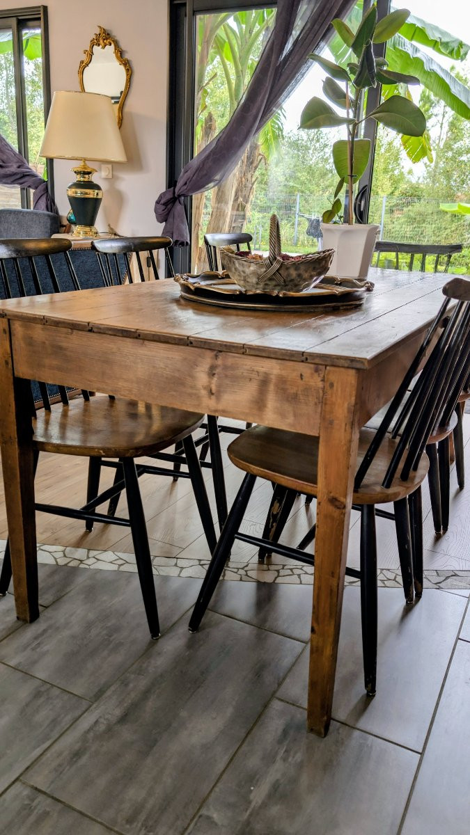 Rustic Farmhouse Table - Poplar Wood, Center Drawer-photo-7