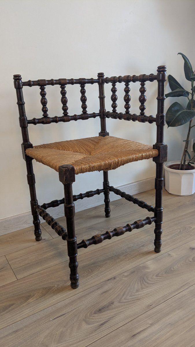 Chaise d’angle ancienne en bois tourné et assise paillée-photo-3