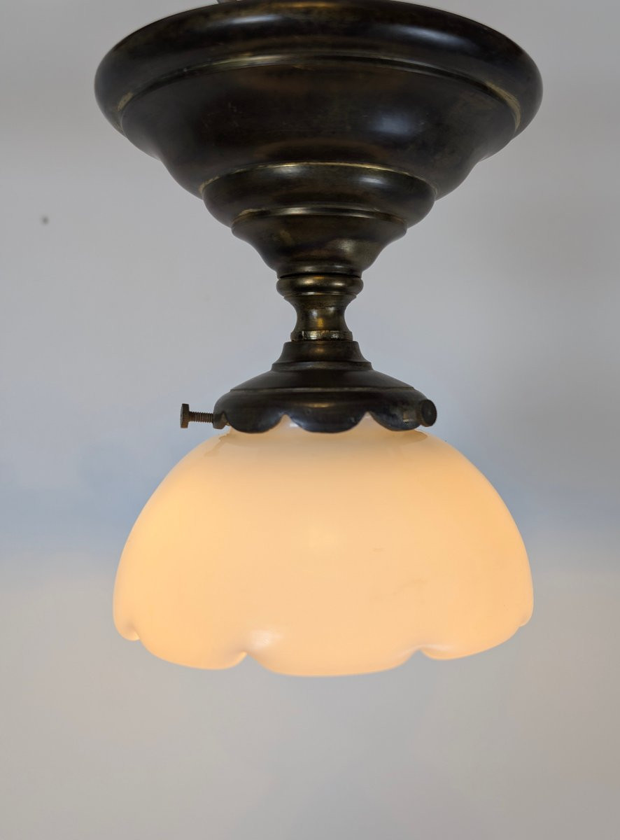Art Deco Period Ceiling Light In Patinated Brass And Opaline Glass-photo-3