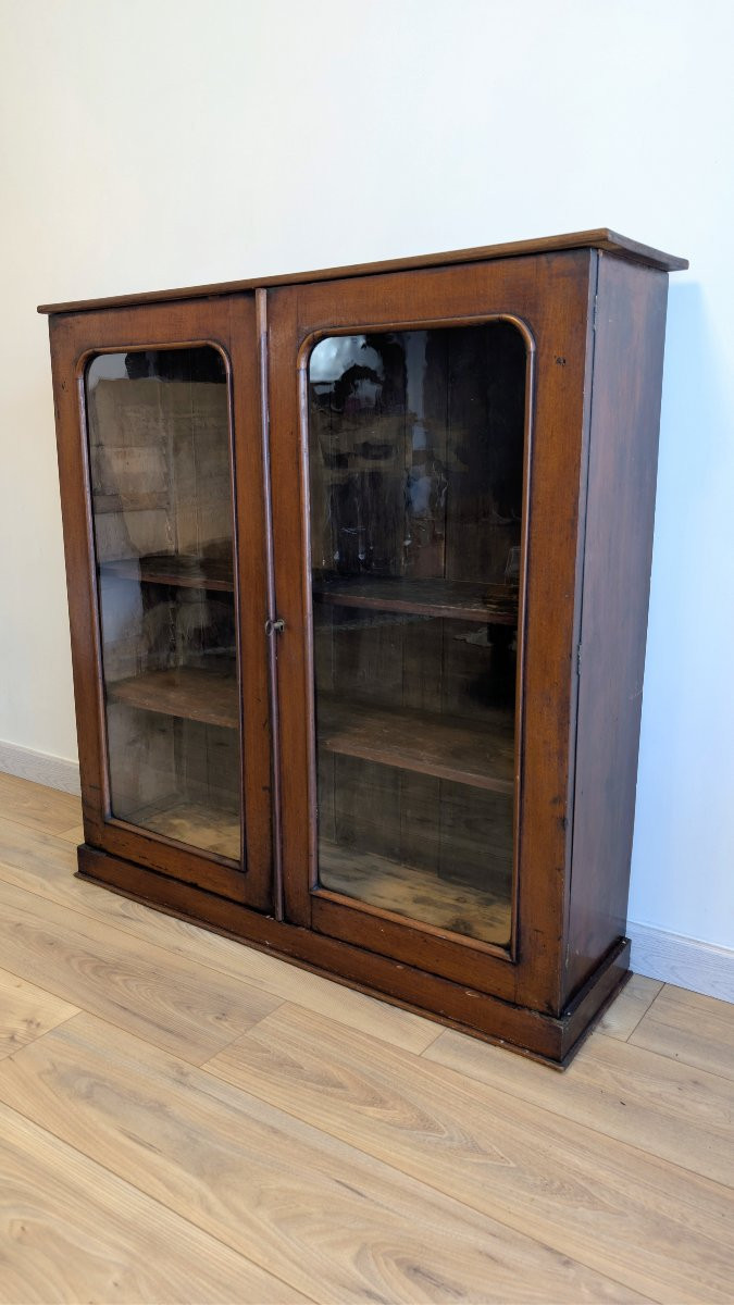 Vitrine anglaise victorienne en acajou à deux portes vitrées-photo-4