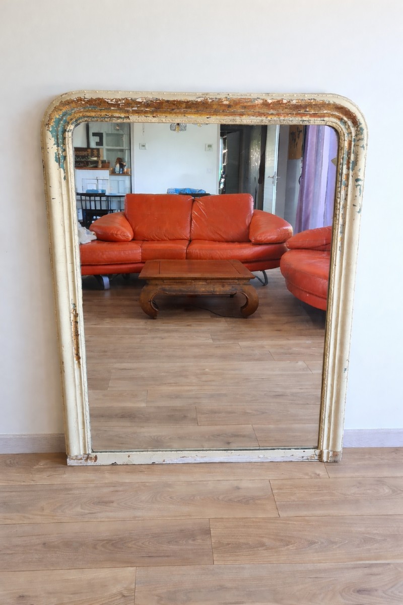Grand miroir d’époque Louis-Philippe en bois mouluré à patine ancienne - 139 x 106 cm