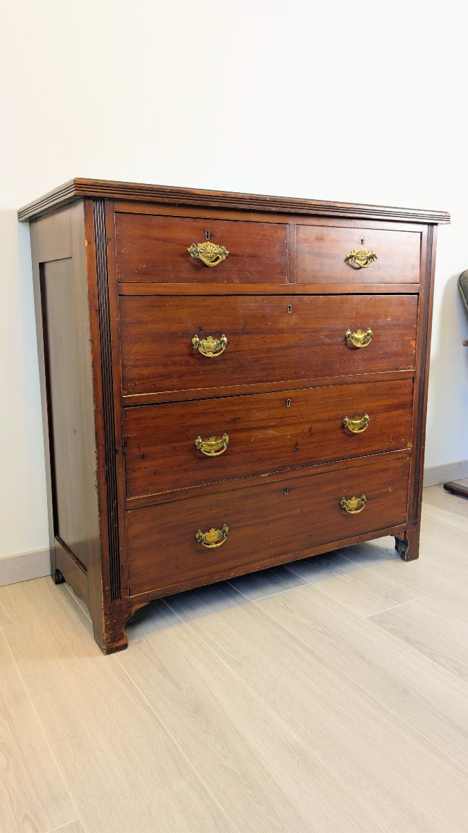 Elegant Classic 19th Century English Mahogany Chest Of Drawers-photo-4