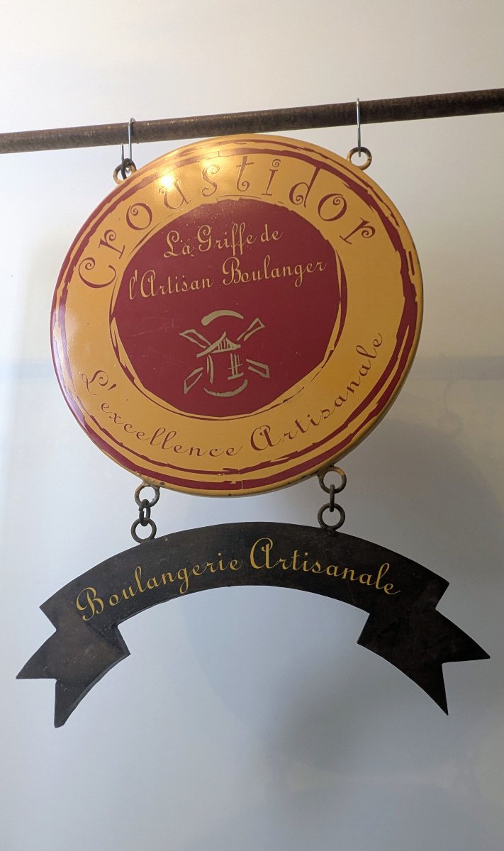 Enseigne de boulangerie Croustidor en métal peint double face – art populaire-photo-3