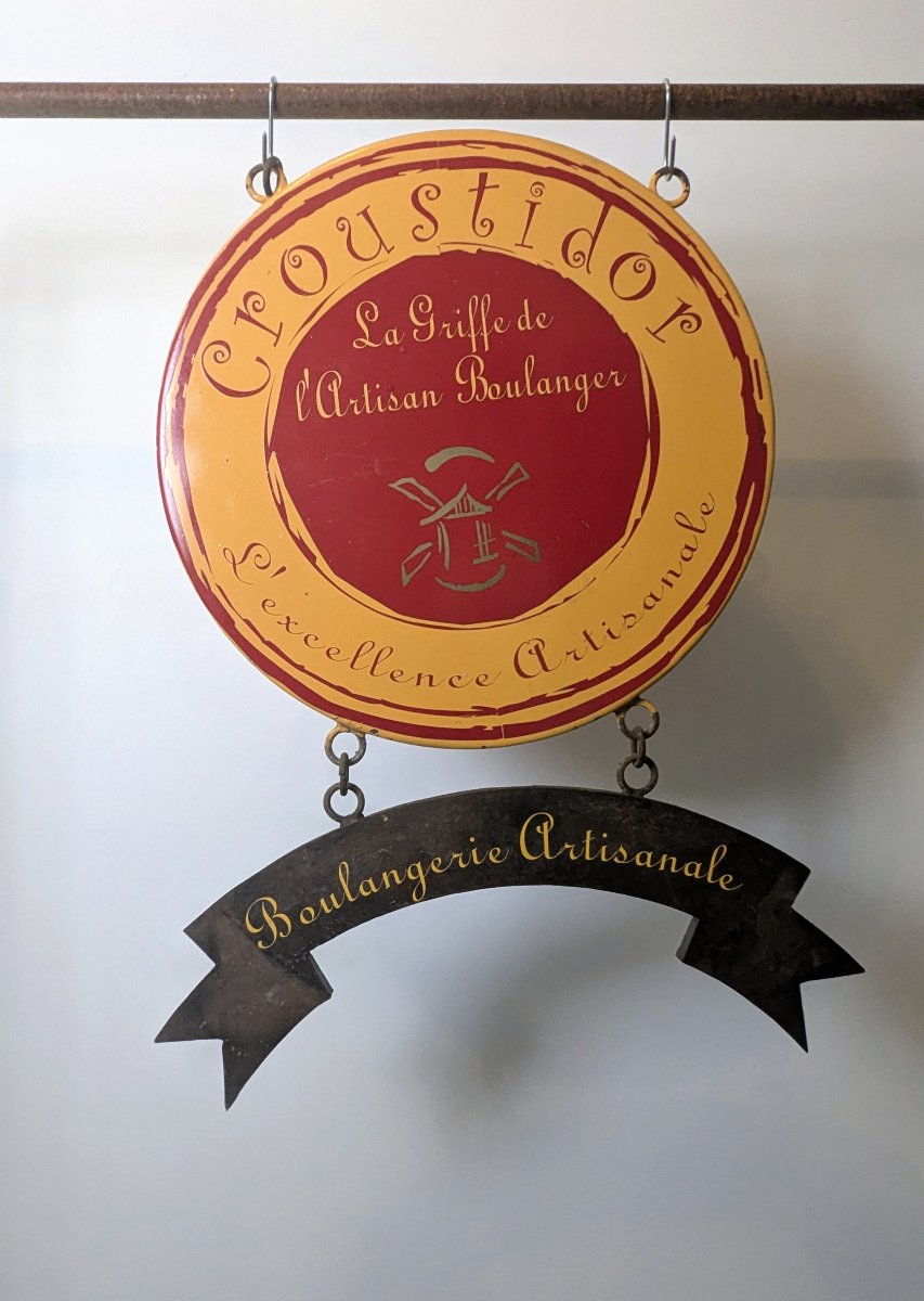 Enseigne de boulangerie Croustidor en métal peint double face – art populaire