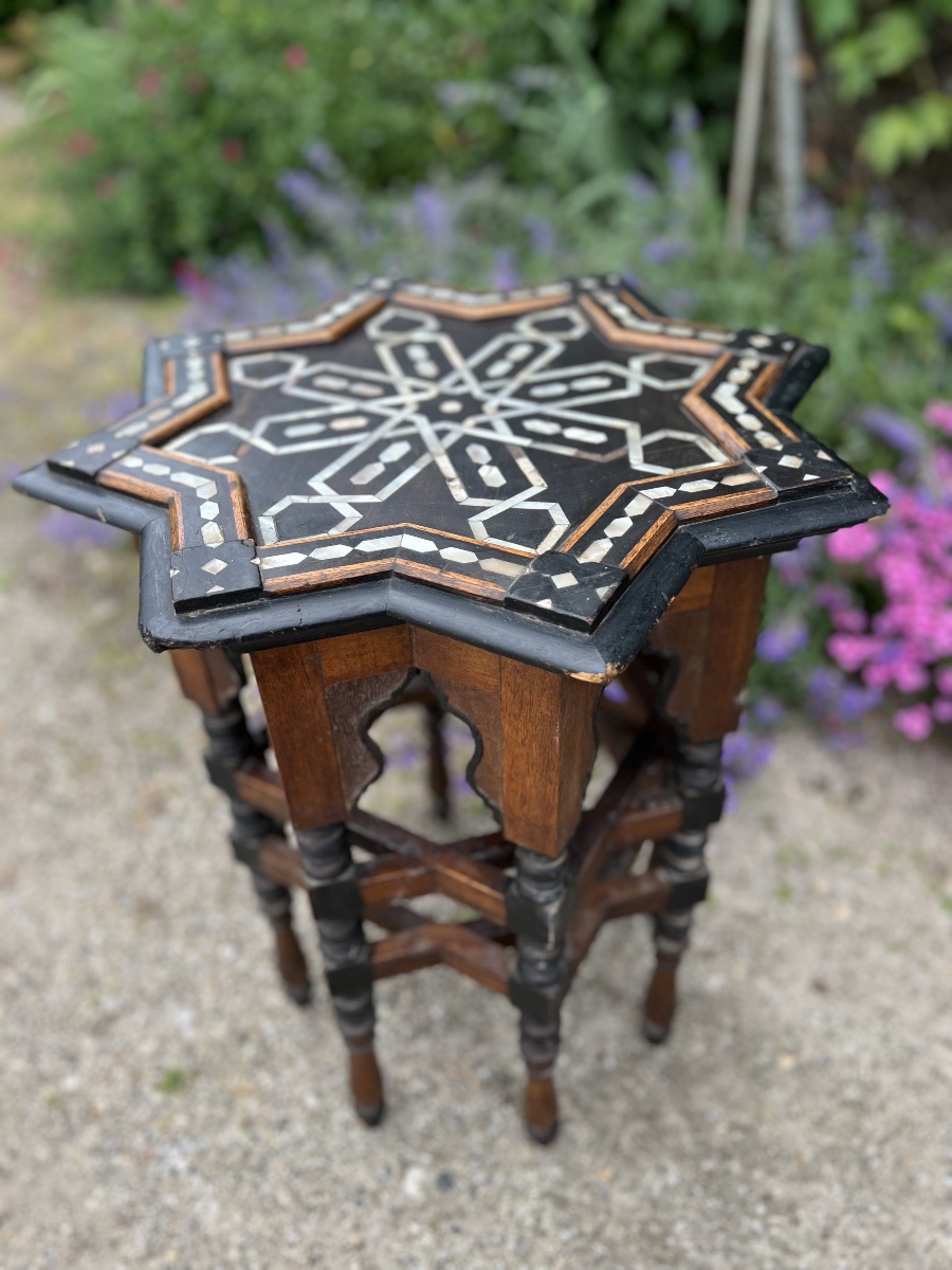 Petite table d’appoint syrienne