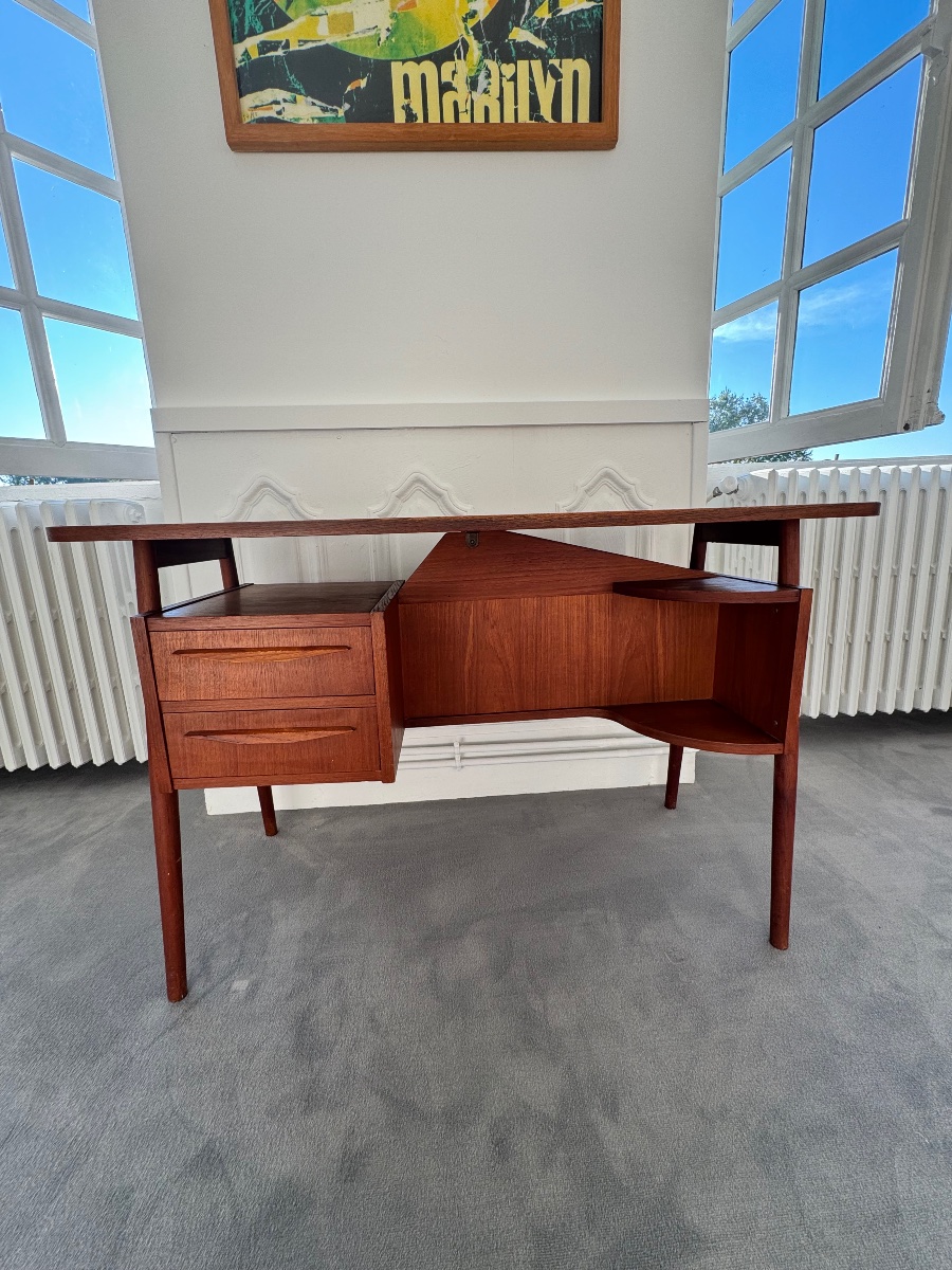 BUREAU EN TECK PAR GUNNAR NIELSEN TIBERGAARD POUR TIBERGAARD, DANEMARK, 1960S