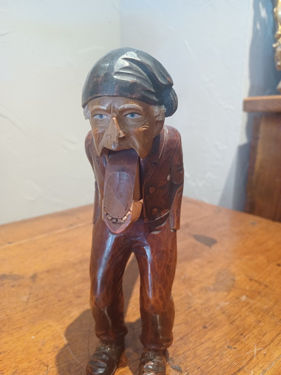 Nutcracker Representing A Character-photo-3