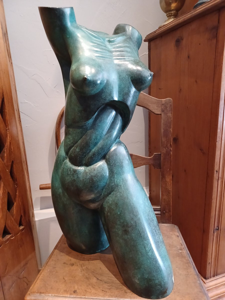 Sculpture buste de femme  , bronze à patine verte-photo-2