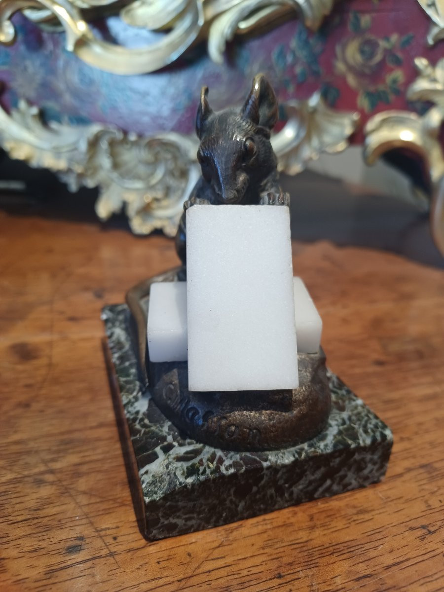 Bronze signé C. MASSON "Une Souris en train de grignoter un morceau de sucre"-photo-2