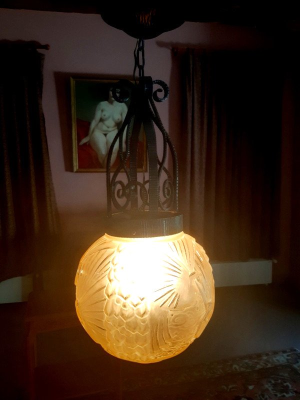 Important plafonnier suspension Art déco " boule aux paons " Muller Frères Lunéville monture fer forgé 1930 -photo-2