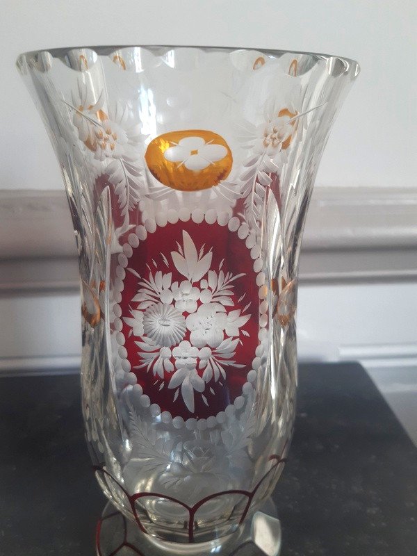 Vase En Cristal De Bohême Sur Piedouche Taillé Et Gravé Dans Le Goût De Moser-photo-2