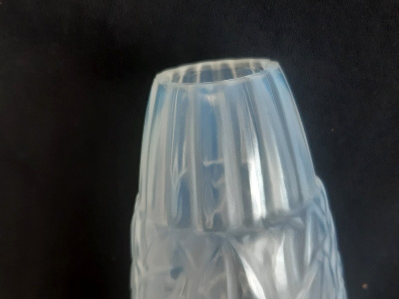 André Hunebelle Art Deco Opalescent Glass Flora Vase 1927-1931 Period "-photo-1