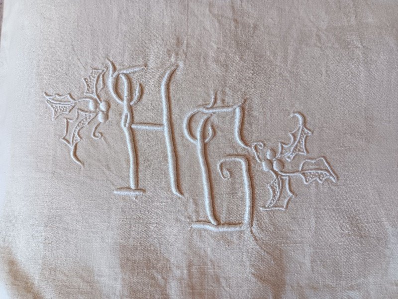 Old Ecru Linen Sheet Embroidered With Holly Art Deco Monogramm Hg With Returns Never Used Handmade