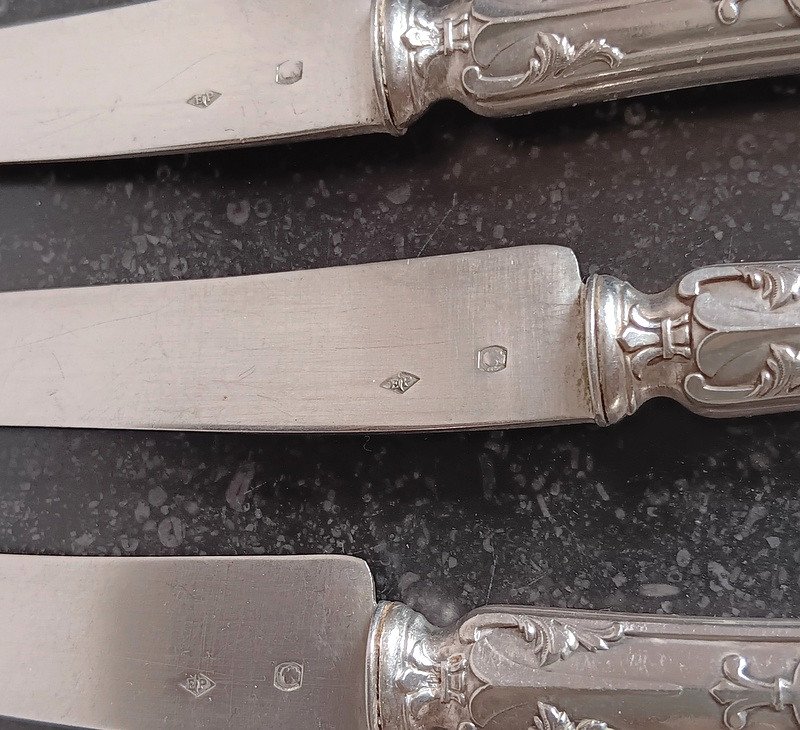 Puiforcat Modèle " Fer De Lance " 12 Couteaux En Argent Minerve-photo-3