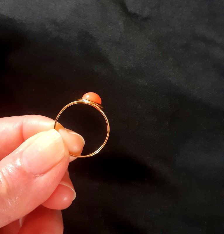 Bague En Or Jaune 18 Carats Et Corail -photo-3