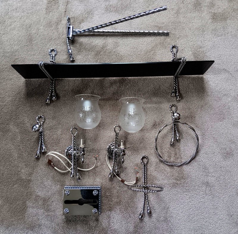Set Of Crystal And Bronze Bathroom Accessories Model Passementerie Dlg Bagues And Maria Pergay