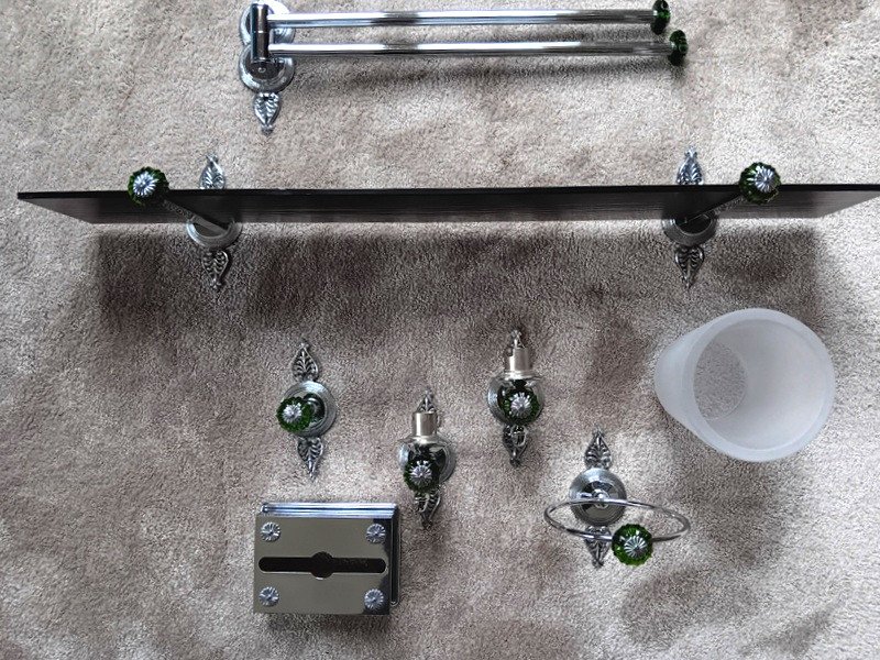 Set Of Crystal And Bronze Bathroom Accessories Model Empire Dlg De Baguès