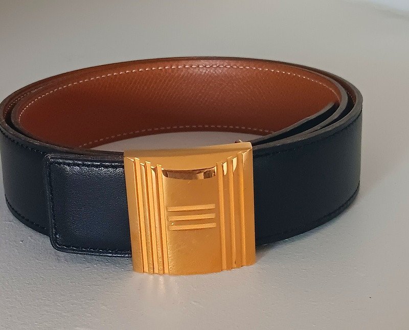 Hermès Paris Made In France Old Hermes Belt For Women In Box Leather And Courchevel Calfskin-photo-2