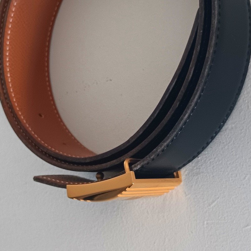 Hermès Paris Made In France Old Hermes Belt For Women In Box Leather And Courchevel Calfskin-photo-3