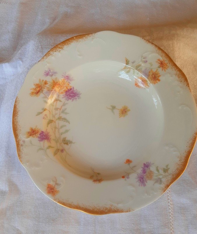 Elégante Suite De 6 Assiettes Creuses 24 Cm En Porcelaine Hache Limoges Art Nouveau Fleurs Et Or (3)-photo-4
