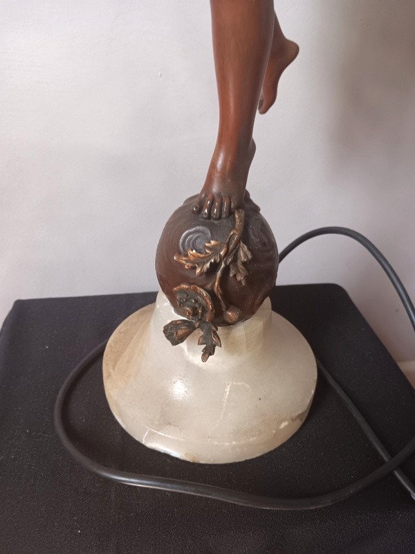 Grande Lampe En Bronze Figurant Une Femme Papillon Art Nouveau époque 1900-photo-7