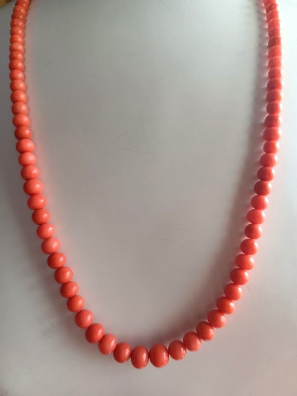 Ancien Collier Sautoir De 120 Perles De Corail Naturel  XIXème Siècle-photo-2