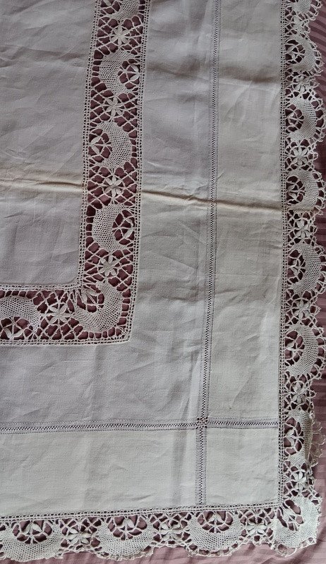 Drap De Lin Brodé Et Dentelle Et Deux Taies Assorties De Château Sous Couronne De Comte XIXème -photo-3