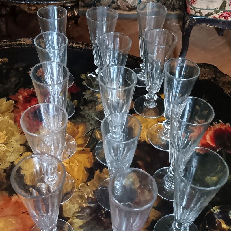 Belle Suite De 15 Flûtes à Champagne En Verre cristal Soufflé XIXème Siècle Caton Baccarat-photo-2
