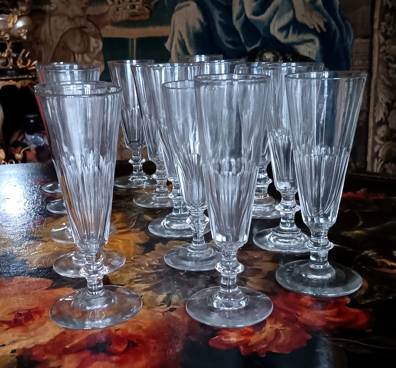Belle Suite De 15 Flûtes à Champagne En Verre cristal Soufflé XIXème Siècle Caton Baccarat