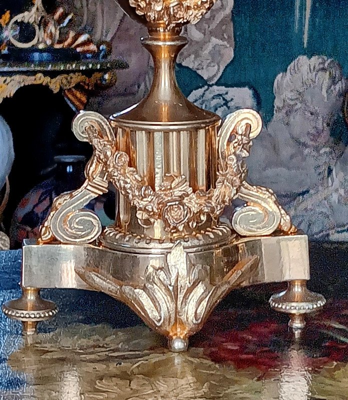 Paire De Candélabres En Bronze Doré Style Louis XVI Epoque Napoléon III 19ème Siècle -photo-1