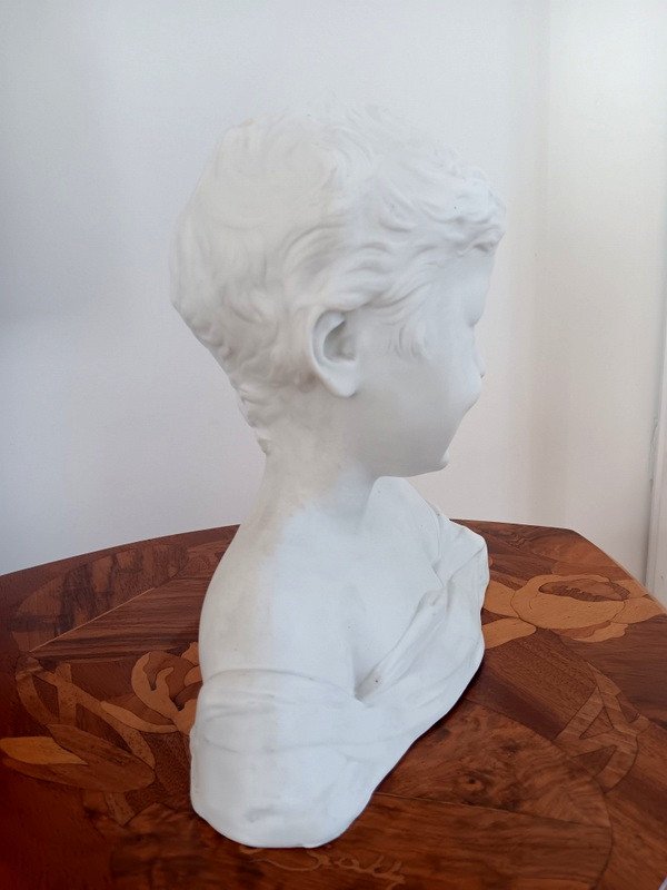 Charming Biscuit Porcelain Child Bust-photo-2