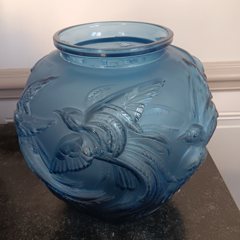Verlys Vase Les Oiseaux De Paradis En Verre Bleu Art Déco Vers 1930-photo-4