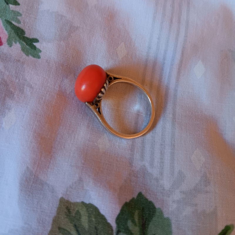 Large Antique Cabochon Coral Bead Set In Art Deco Ring Circa 1930-photo-2