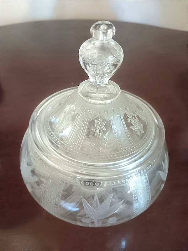 Baccarat Candy Box On Etched Crystal Pedestal -photo-3