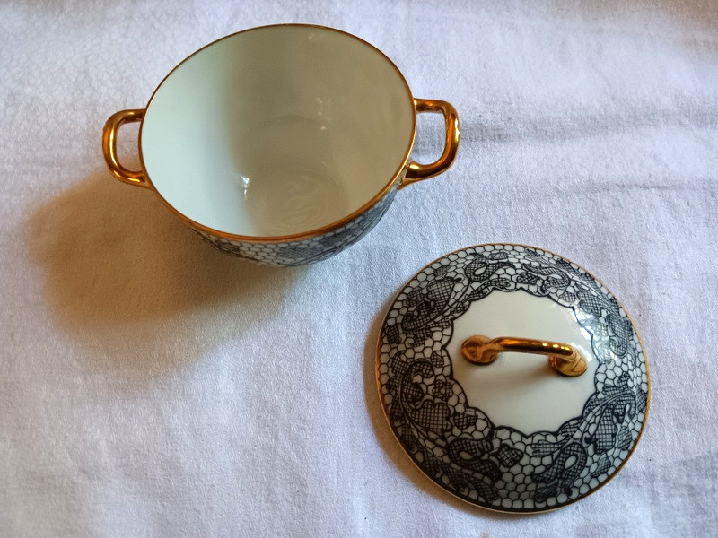 Camille Le Tallec And Limoges For Marcel Rochas Sugar Bowl Box Porcelain Service Lace Decoration-photo-3