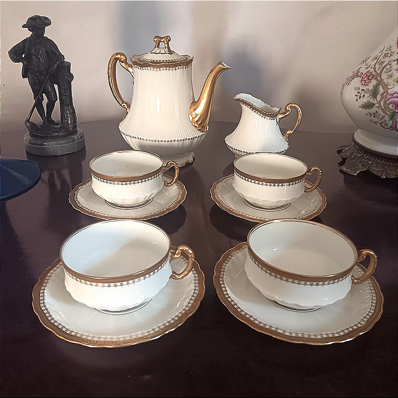 Theodore Haviland Limoges Porcelain Tea Or Coffee Cups With Gold Inlay -photo-8
