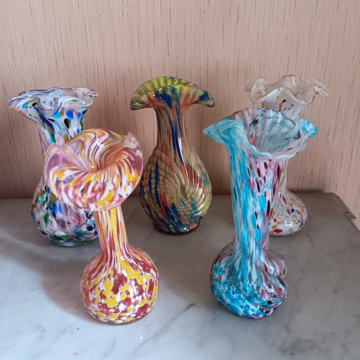 Bel ensemble de vases de Clichy production Legras