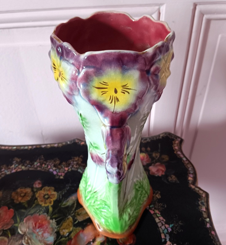Fives Lille Vase With Pansies, Earthenware, Slipware, Circa 1900, Art Nouveau-photo-3