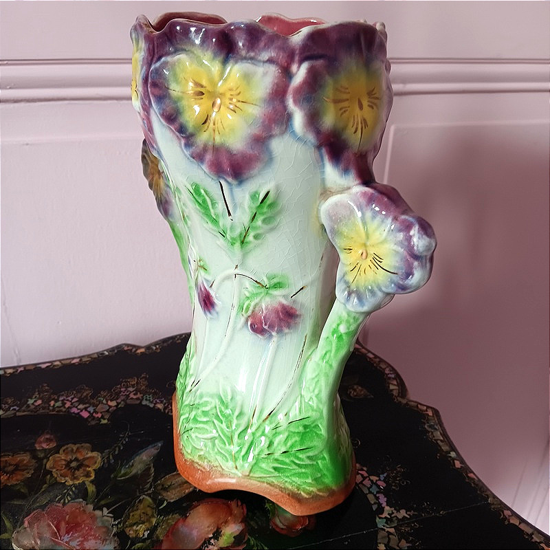 Fives Lille Vase With Pansies, Earthenware, Slipware, Circa 1900, Art Nouveau-photo-4