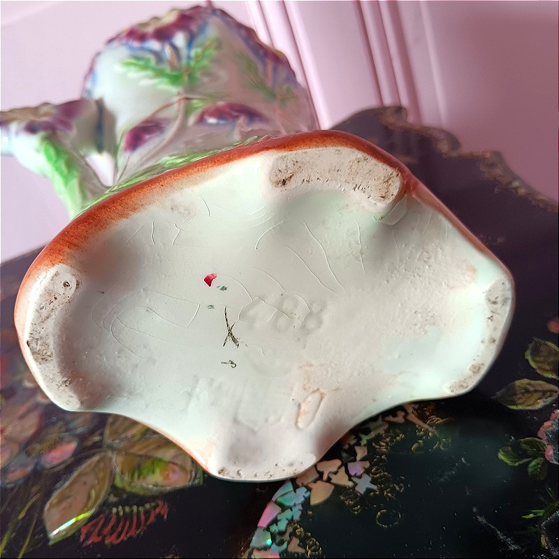 Fives Lille Vase With Pansies, Earthenware, Slipware, Circa 1900, Art Nouveau-photo-3