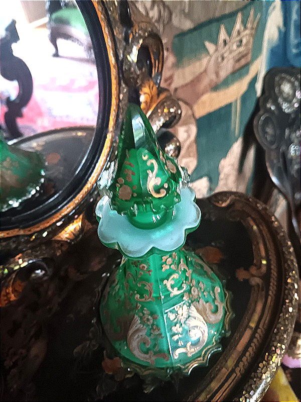 Flacon à parfum En Cristal Taillé Opaline émail et or Dans Le Goût De l'Orient-photo-4