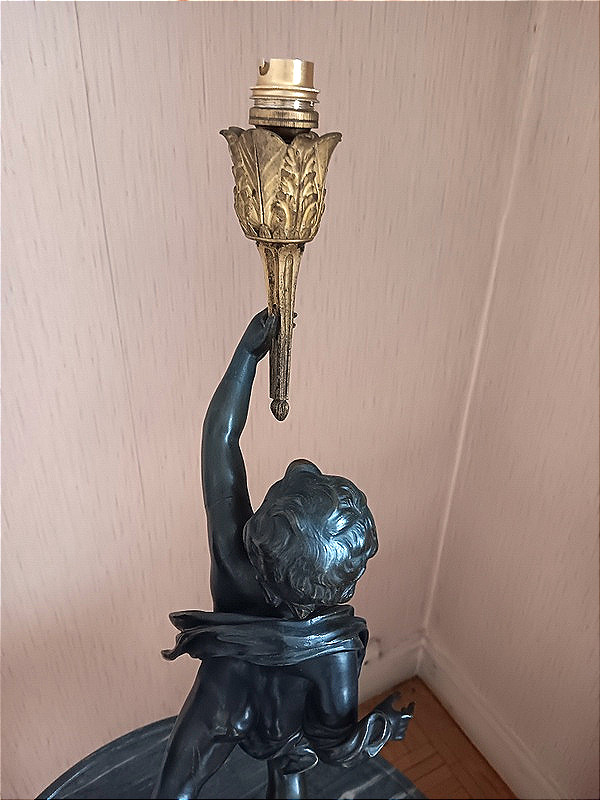 Délicieuse lampe de table putto putti chérubin en Bronze à double patine-photo-5