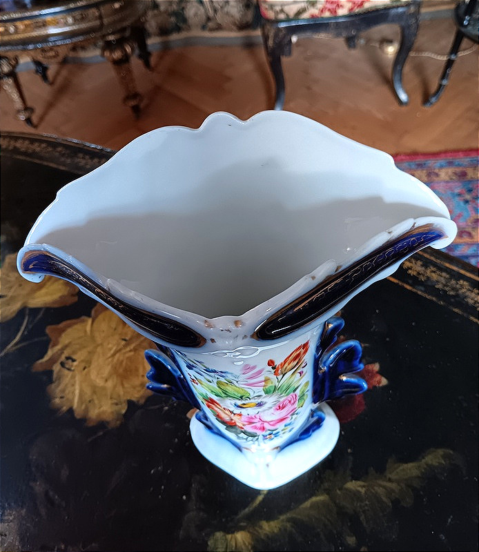 Porcelain Vase From Valentine Or Paris, Decorated With A Bouquet Of Flowers, 19th Century-photo-3