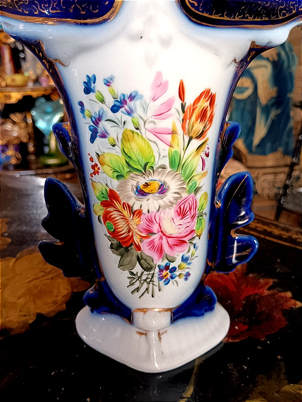 Porcelain Vase From Valentine Or Paris, Decorated With A Bouquet Of Flowers, 19th Century-photo-2