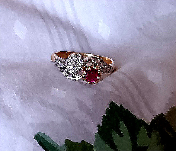 Bague Toi Et Moi  Diamants et rubis en or 18 cts tête d'aigle