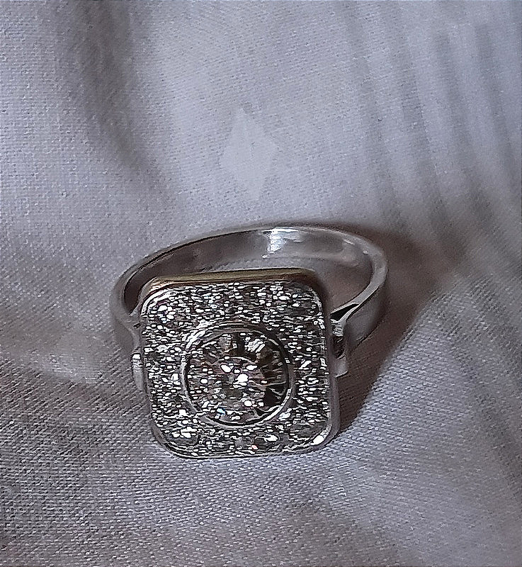 Art Deco Diamond Ring, 1930